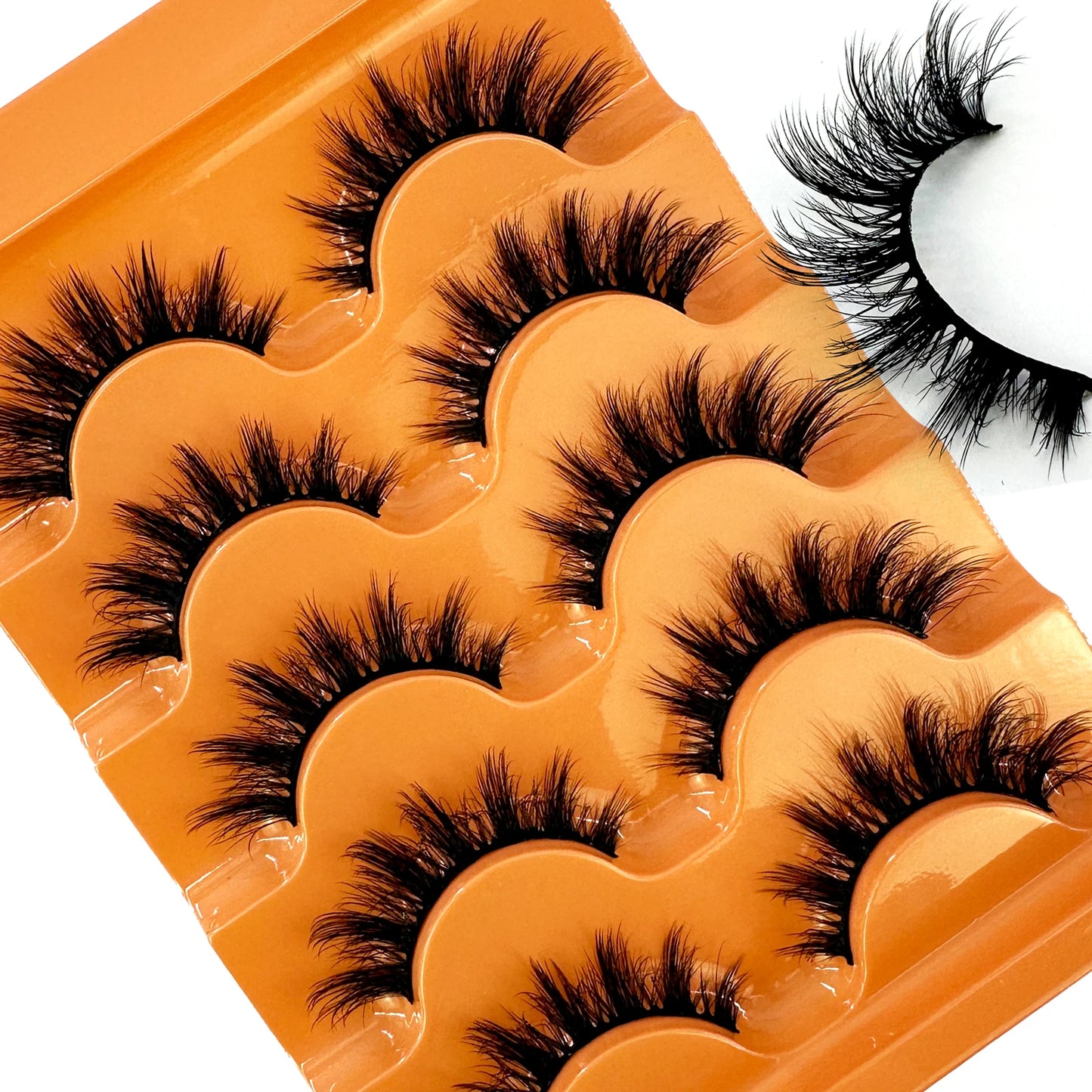 Set od 5 Pari 5D/8D Cat Eye Trepavica – Dramatičan Volumen