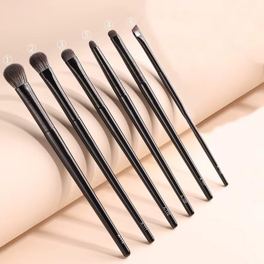 Karsyngirl Set od 4/5/6 Mekih Četkica za Šminku